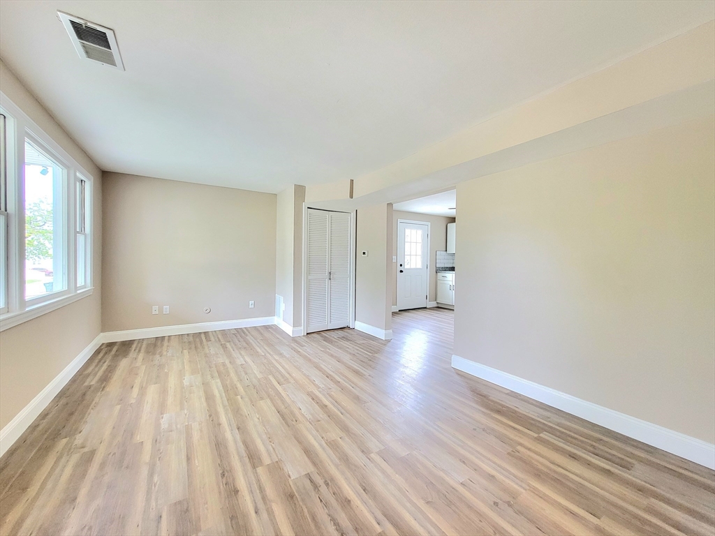 2 bed, 1 bath apartment for rent at 29 Sherman St Unit 29, Lawrence — photo 3 of 12
