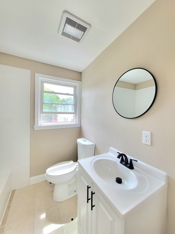 2 bed, 1 bath apartment for rent at 29 Sherman St Unit 29, Lawrence — photo 10 of 12