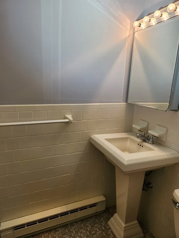 1 bed, 1 bath apartment for rent at 29 Sherman St Unit 8, Foxboro — photo 10 of 22