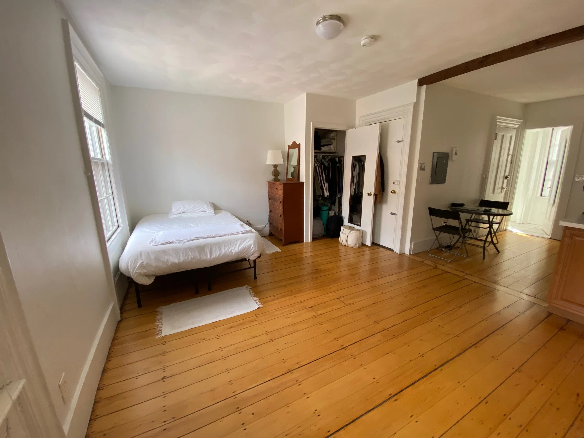 Studio bed, 1 bath apartment for rent at 29 South Russell St Unit 3, Beacon Hill — photo 2 of 9