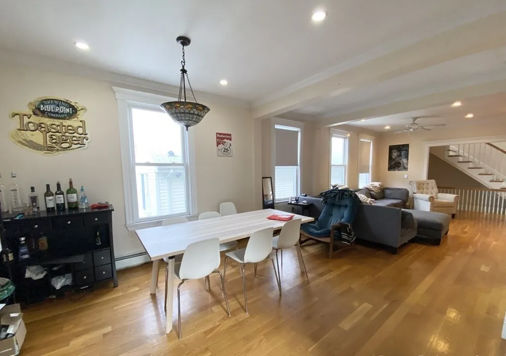 6 bed, 2 bath apartment for rent at 29 Spring Garden Unit 2, Boston — photo 5 of 13