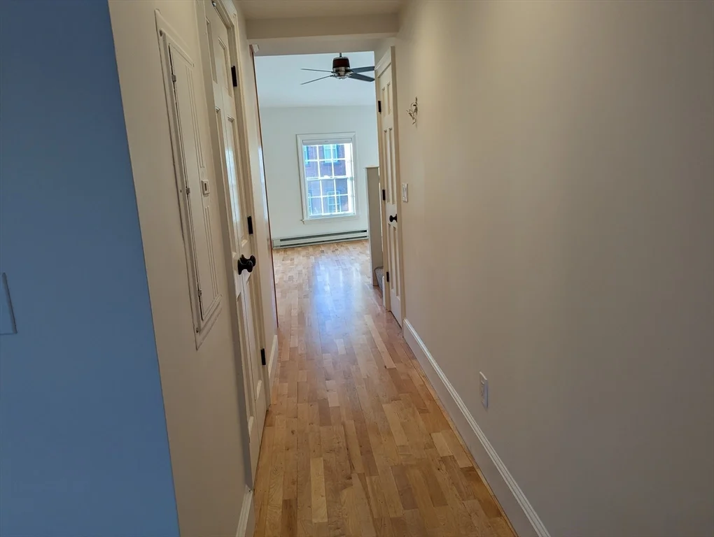 2 bed, 2 bath apartment for rent at 29 State St Unit 3rd floor, Newbury — photo 3 of 17
