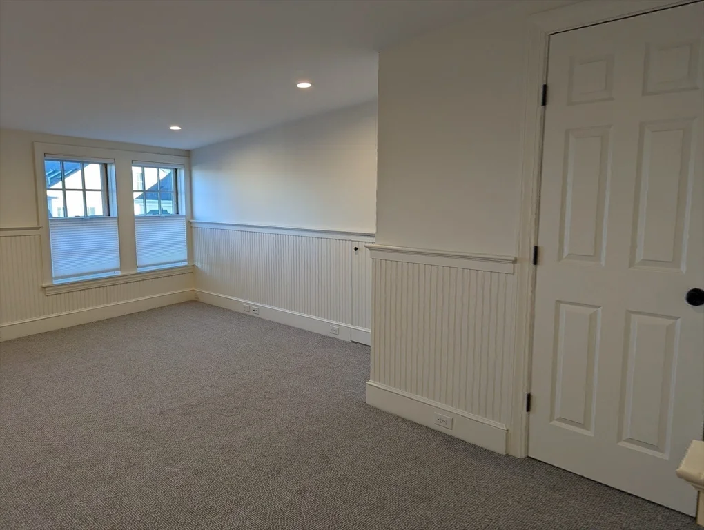 2 bed, 2 bath apartment for rent at 29 State St Unit 3rd floor, Newbury — photo 17 of 17