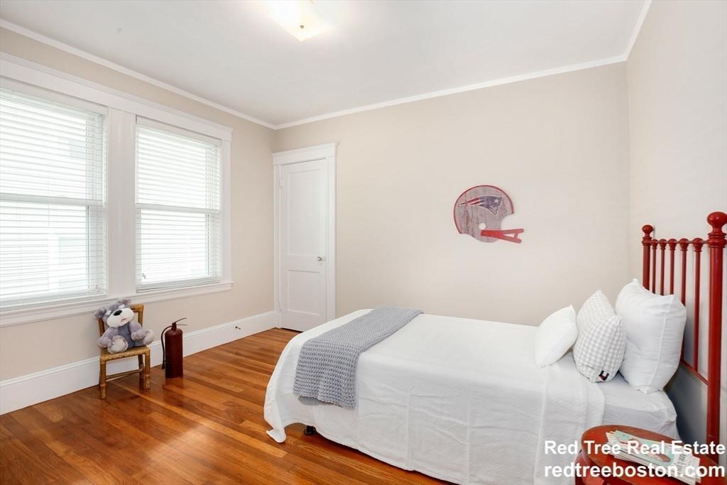 2 bed, 1 bath apartment for rent at 29 Strathmore Rd Unit 1, Medford — photo 8 of 14
