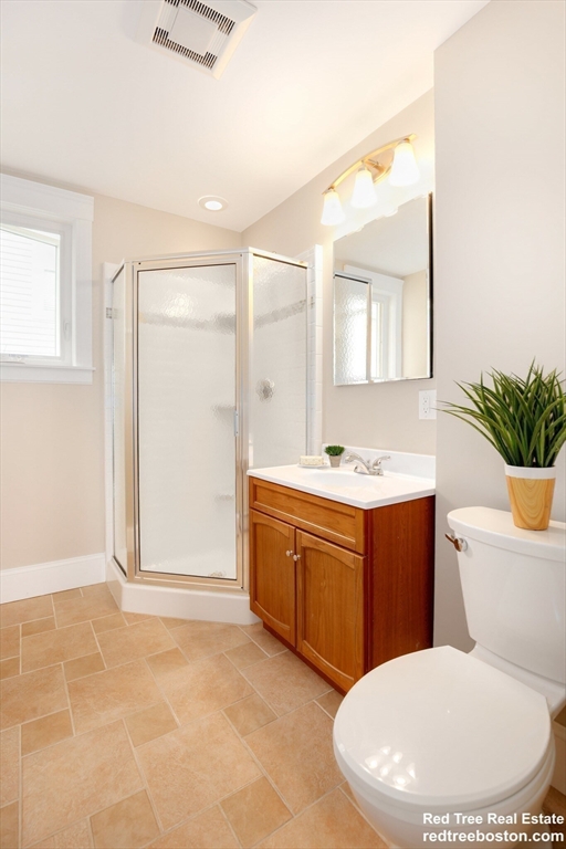 2 bed, 1 bath apartment for rent at 29 Strathmore Rd Unit 1, Medford — photo 10 of 14
