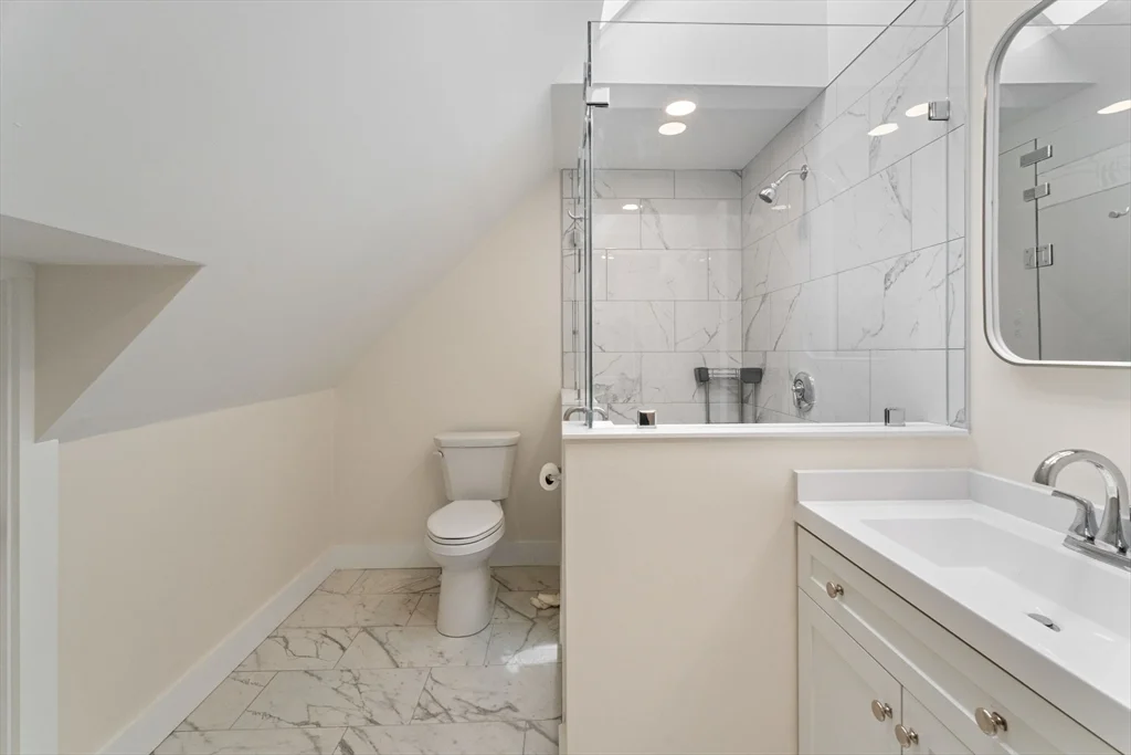 3 bed, 2 bath apartment for rent at 29 Sylvan St Unit 2, Malden — photo 13 of 23