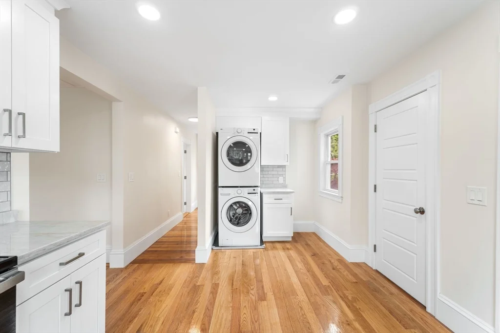 3 bed, 2 bath apartment for rent at 29 Sylvan St Unit 2, Malden — photo 3 of 23