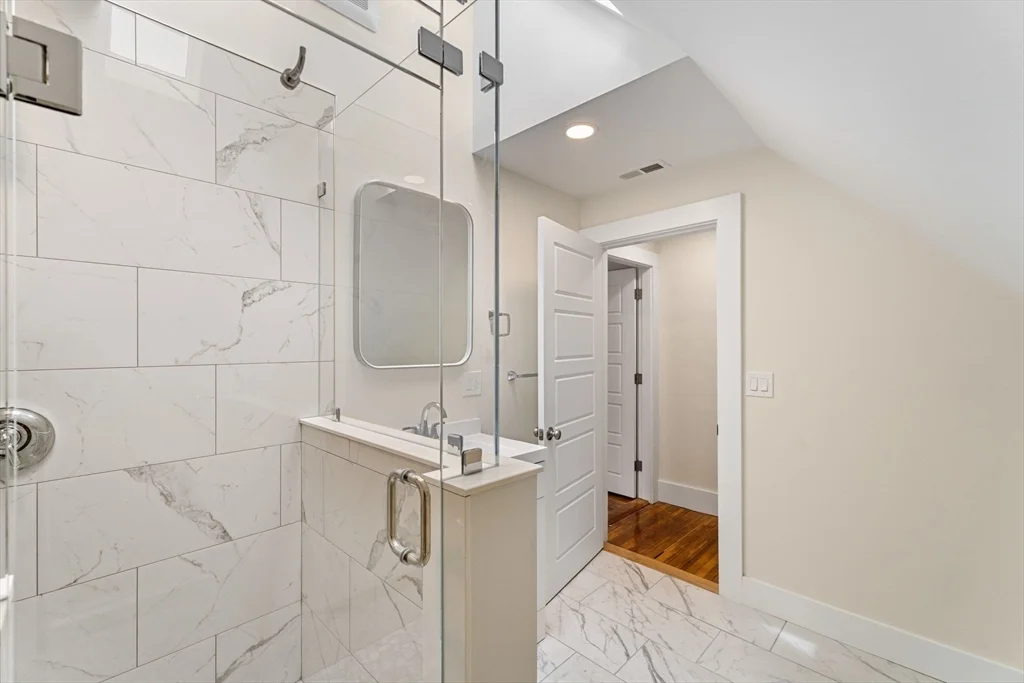3 bed, 2 bath apartment for rent at 29 Sylvan St Unit 2, Malden — photo 14 of 23