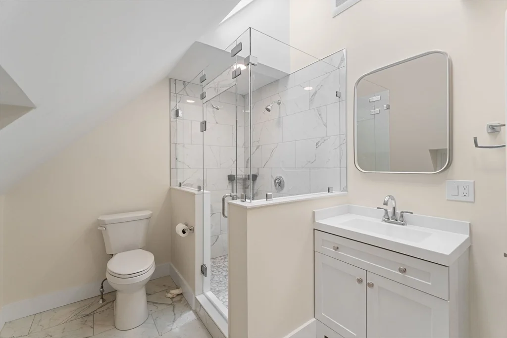 3 bed, 2 bath apartment for rent at 29 Sylvan St Unit 2, Malden — photo 12 of 23