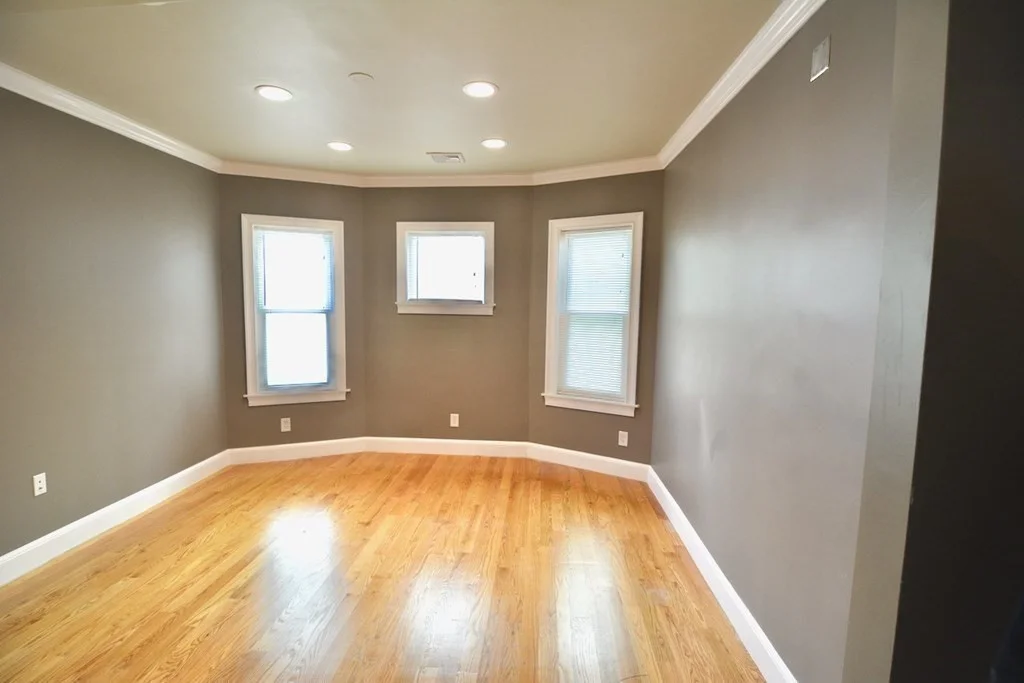 3 bed, 1 bath apartment for rent at 29 Taft St Unit 2, Dorchester — photo 3 of 16