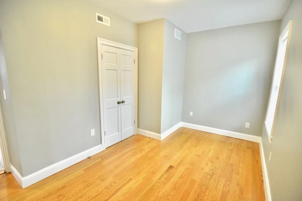3 bed, 1 bath apartment for rent at 29 Taft St Unit 2, Dorchester — photo 4 of 16