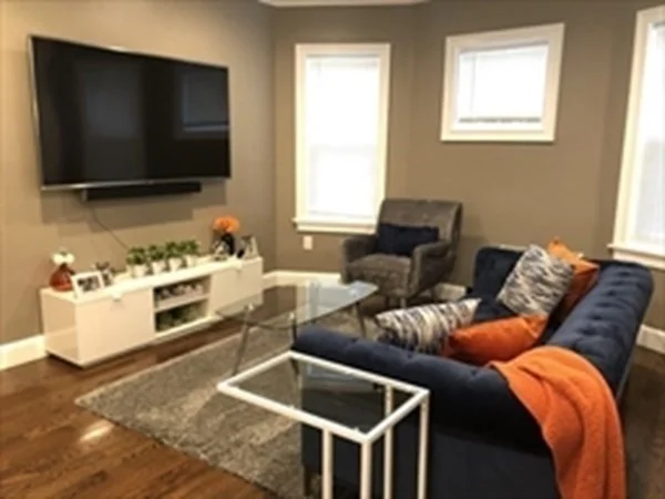 2 bed, 1 bath apartment for rent at 29 Taft St Unit 3, Dorchester — photo 4 of 18