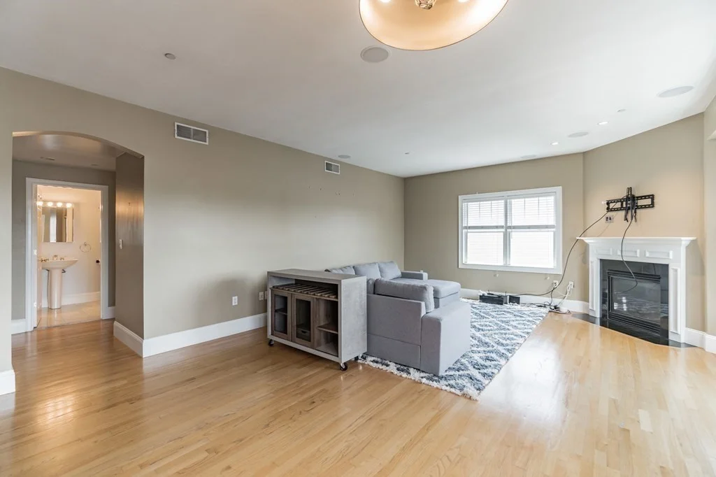 2 bed, 2 bath apartment for rent at 29 Vinton St Unit 7, South Boston — photo 5 of 26
