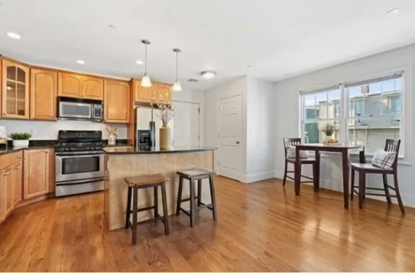 2 bed, 2 bath apartment for rent at 29 Vinton St Unit 8, South Boston — photo 2 of 5