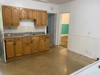 2 bed, 1 bath apartment for rent at 29 Wallis Unit 1, Beverly — photo 6 of 17
