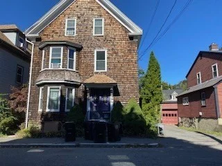 2 bed, 1 bath apartment for rent at 29 Wallis Unit 1, Beverly