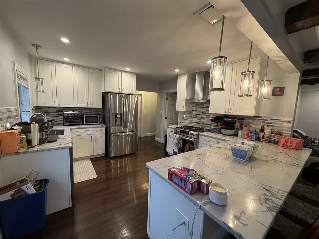 2 bed, 2 bath apartment for rent at 29 Walsh Ave Unit 2, Peabody — photo 5 of 16
