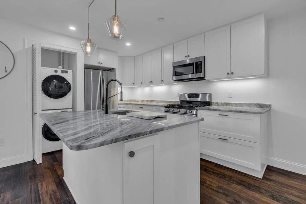 3 bed, 1 bath apartment for rent at 29 Walton Unit 2, Dorchester — photo 3 of 21