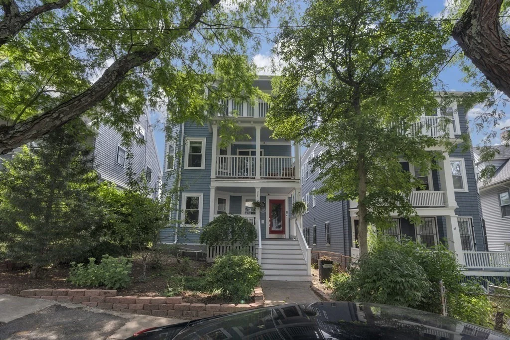 3 bed, 1 bath apartment for rent at 29 Walton Unit 2, Dorchester — photo 17 of 21