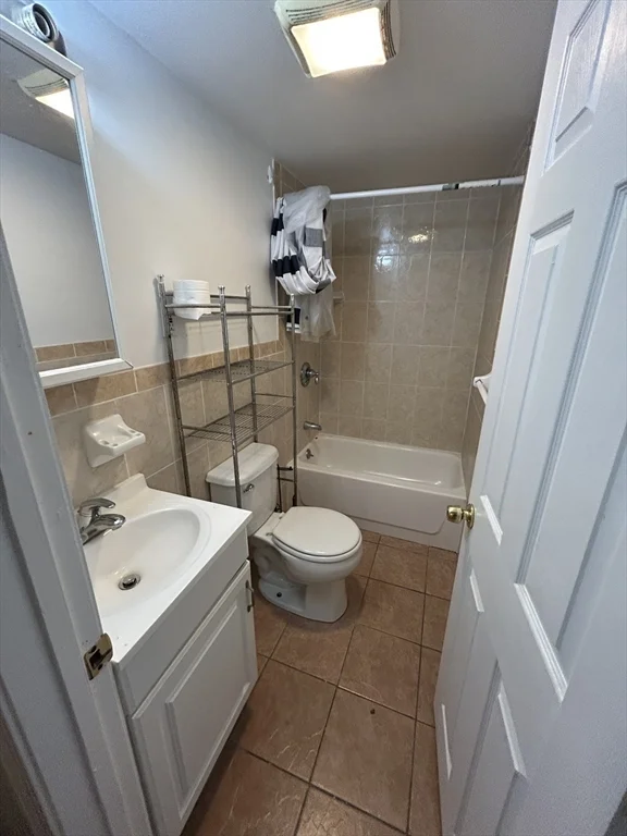 Studio bed, 1 bath apartment for rent at 29 Ware St Unit B2, Mid Cambridge — photo 5 of 6