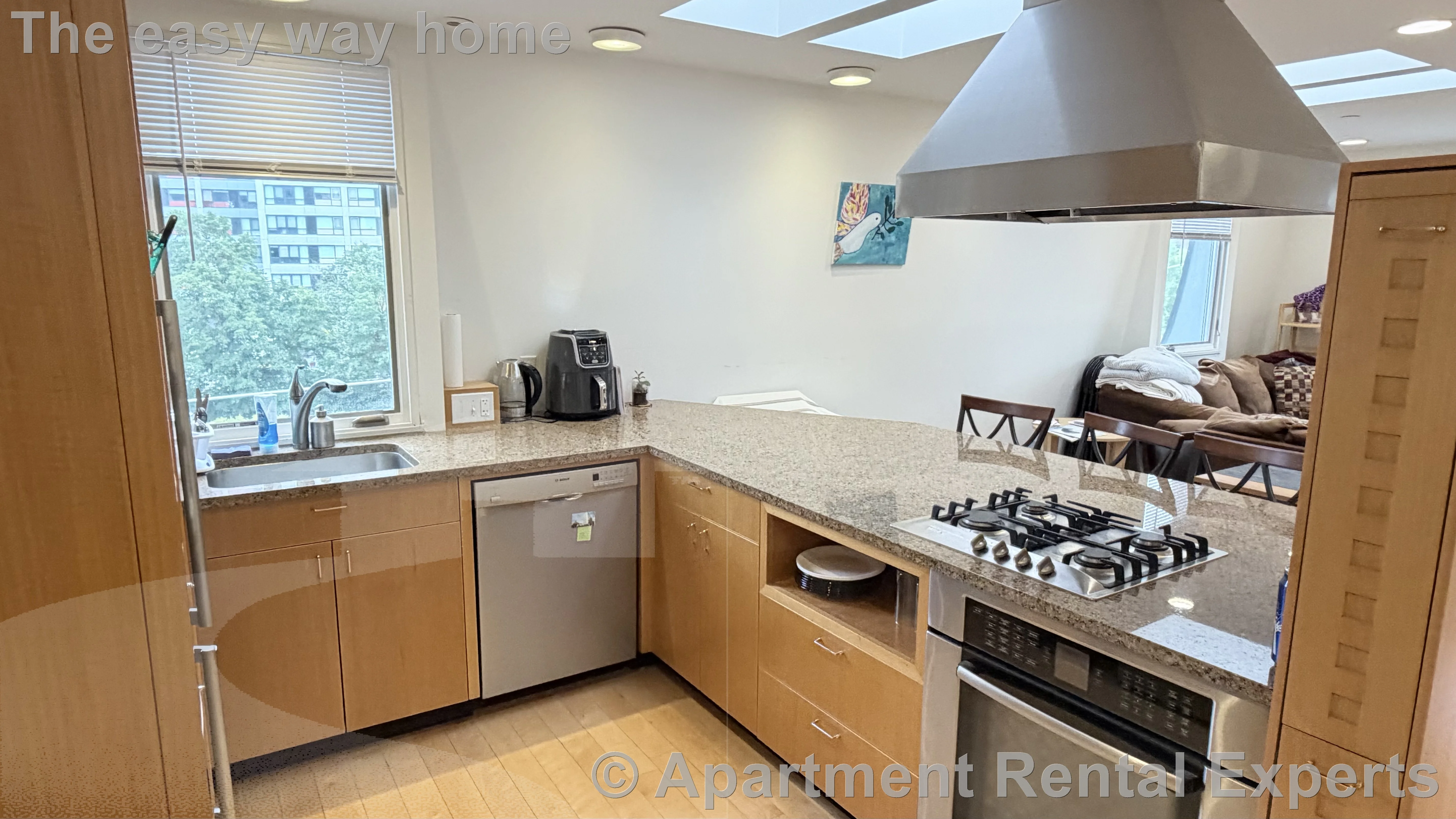 1 bed, 1 bath apartment for rent at 29 Warren St Unit 4, Wellington-Harrington