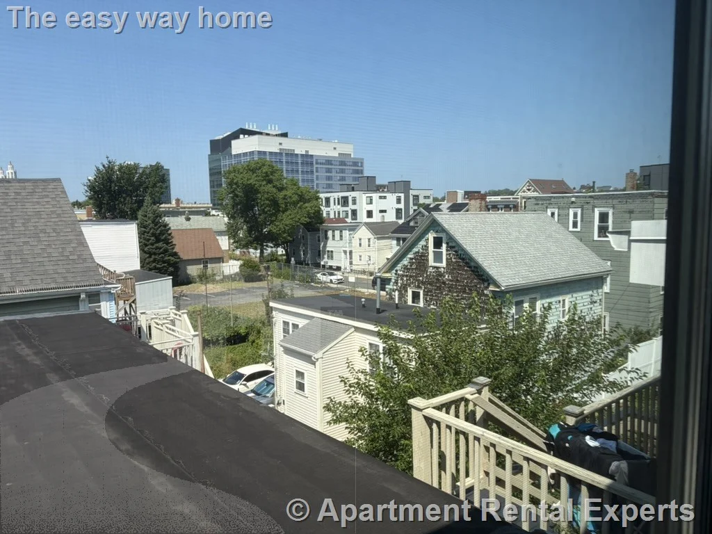 1 bed, 1 bath apartment for rent at 29 Warren St Unit 4, Wellington-Harrington — photo 16 of 17