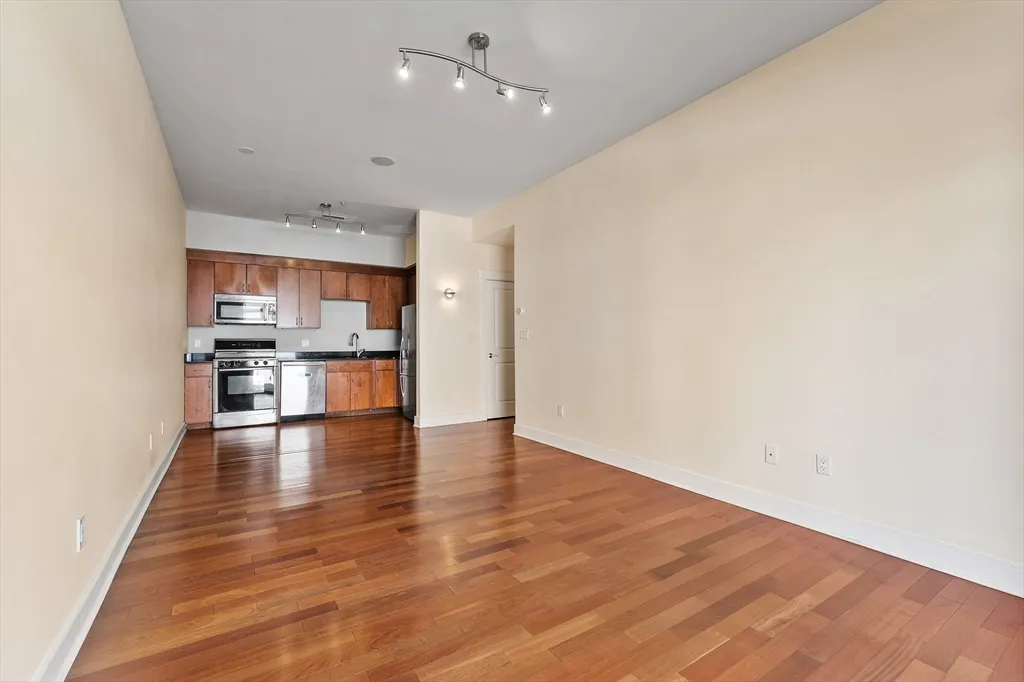 1 bed, 1 bath apartment for rent at 29 Wheeler Unit 108, Cambridge Highlands — photo 11 of 16