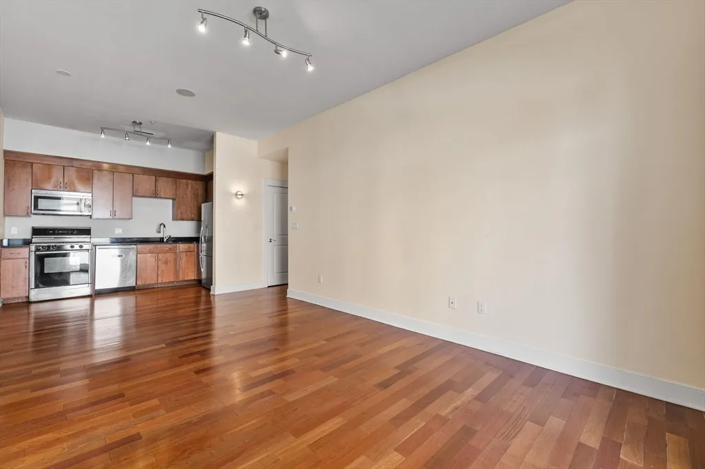 1 bed, 1 bath apartment for rent at 29 Wheeler Unit 108, Cambridge Highlands — photo 12 of 16