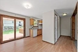 2 bed, 1 bath apartment for rent at 29 Wildwood Ave Unit 1, Webster Square — photo 6 of 13