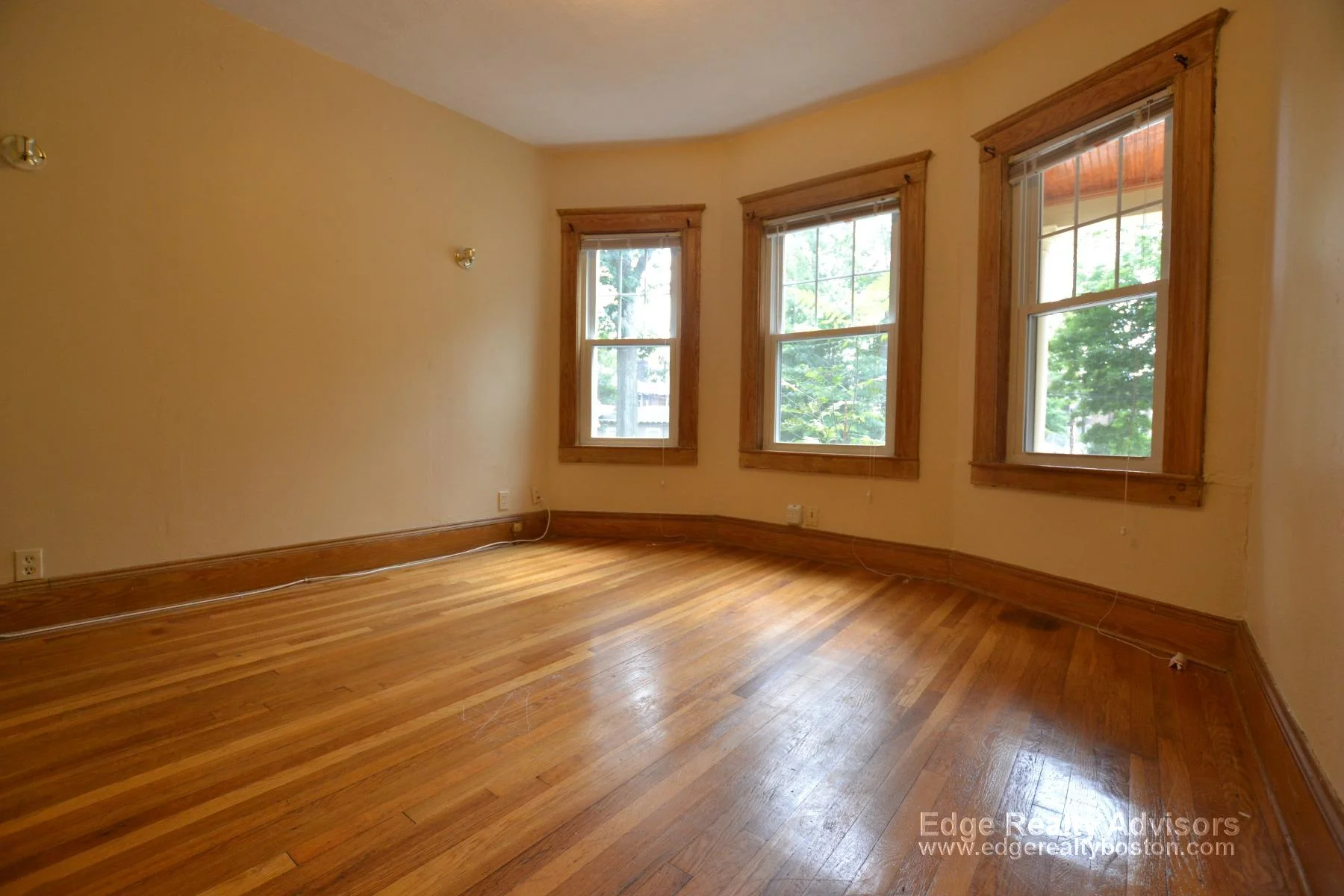 3 bed, 1 bath apartment for rent at 29 Wilson Park Unit 1, Brighton — photo 6 of 10