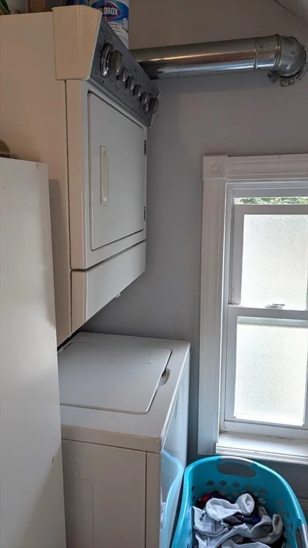 1 bed, 1 bath apartment for rent at 29 Winslow Ave Unit 2, Davis Square — photo 8 of 9