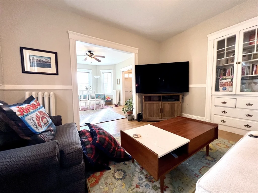 2 bed, 1 bath apartment for rent at 29 Wood St Unit 1, Neighborhood Nine — photo 6 of 22