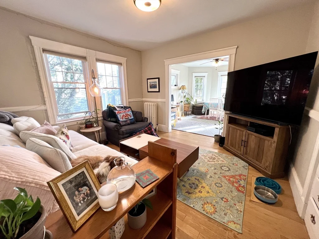 2 bed, 1 bath apartment for rent at 29 Wood St Unit 1, Neighborhood Nine — photo 7 of 22