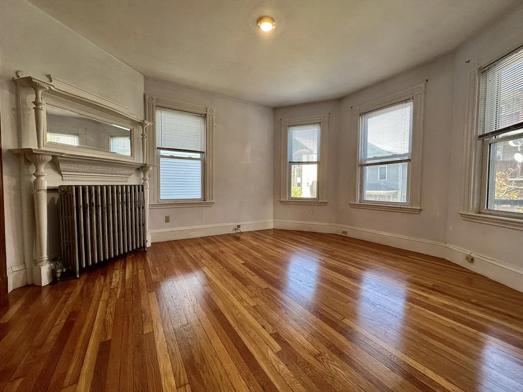 2 bed, 1 bath apartment for rent at 29 Woodlawn St Unit 1, Boston — photo 3 of 16