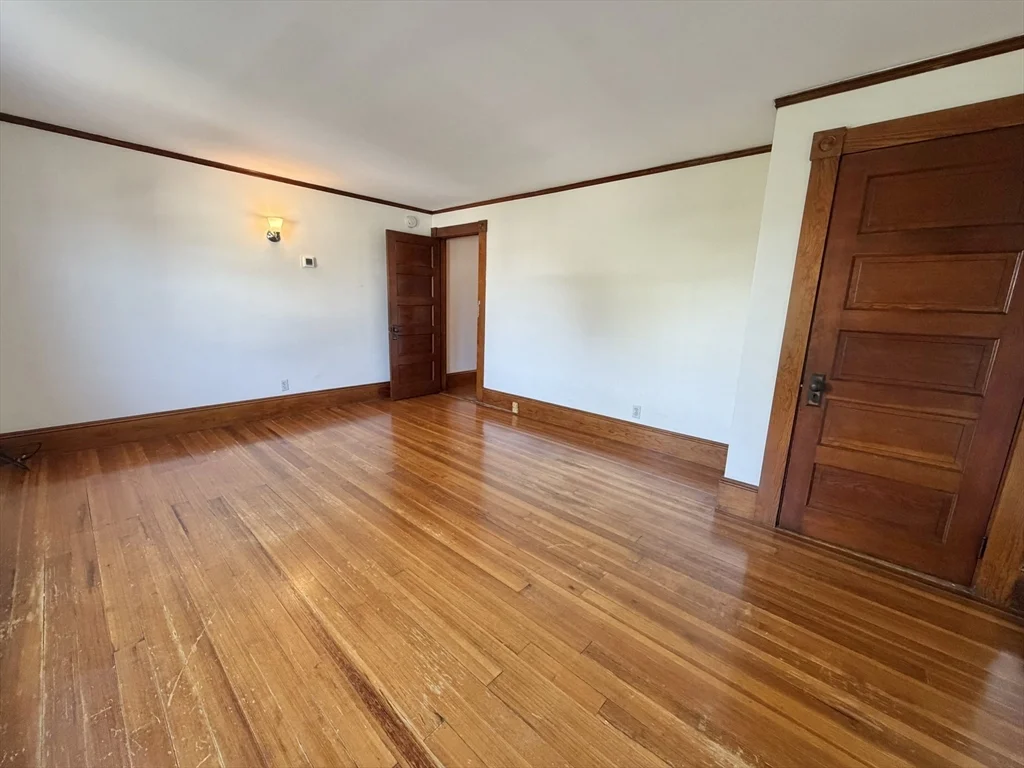 4 bed, 2 bath apartment for rent at 29 Woodrow Ave Unit 2, Nonantum — photo 30 of 41