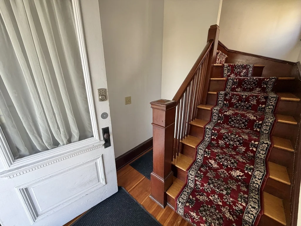 4 bed, 2 bath apartment for rent at 29 Woodrow Ave Unit 2, Nonantum — photo 2 of 41