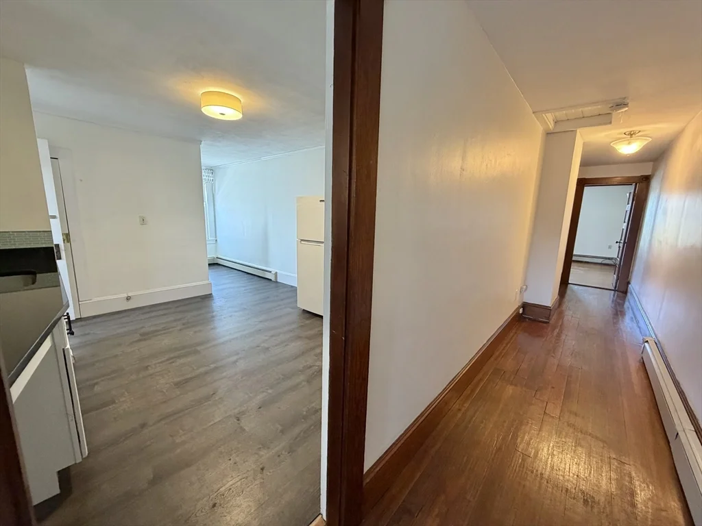 4 bed, 2 bath apartment for rent at 29 Woodrow Ave Unit 2, Nonantum — photo 28 of 41