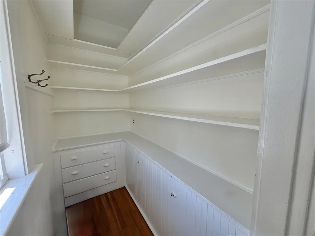 4 bed, 2 bath apartment for rent at 29 Woodrow Ave Unit 2, Nonantum — photo 15 of 41