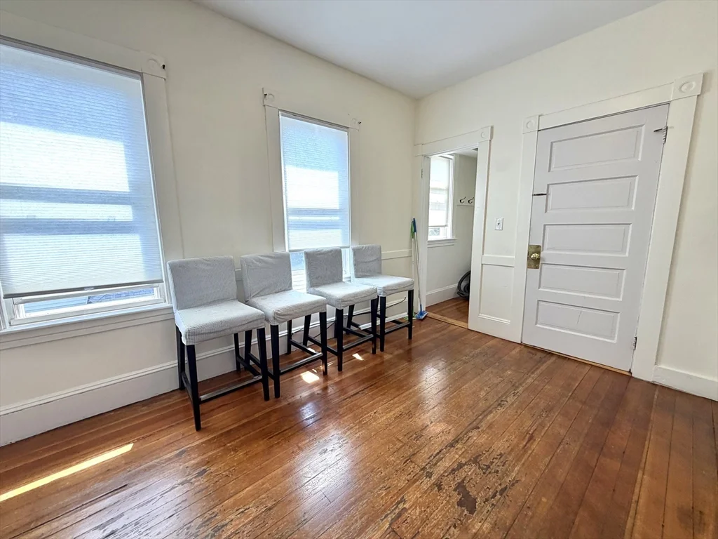 4 bed, 2 bath apartment for rent at 29 Woodrow Ave Unit 2, Nonantum — photo 14 of 41