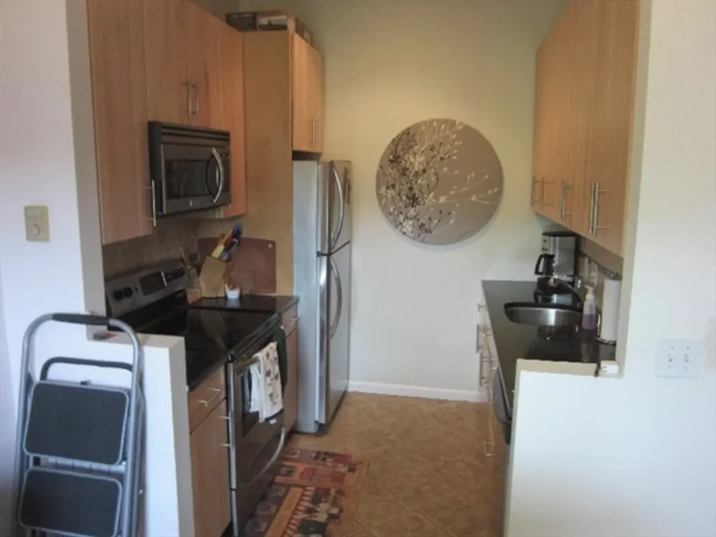 2 bed, 1 bath apartment for rent at 29 Worcester Sq Unit 5, South End — photo 11 of 11