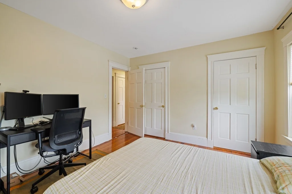 3 bed, 2 bath apartment for rent at 29 Worcester St Unit 1, Belmont — photo 16 of 25