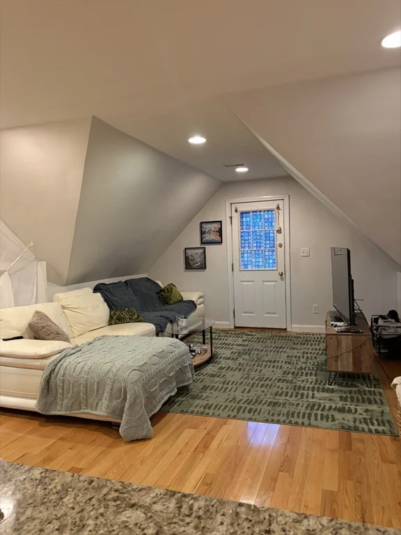 1 bed, 1 bath apartment for rent at 290 Adams St Unit 5, Abington — photo 6 of 16