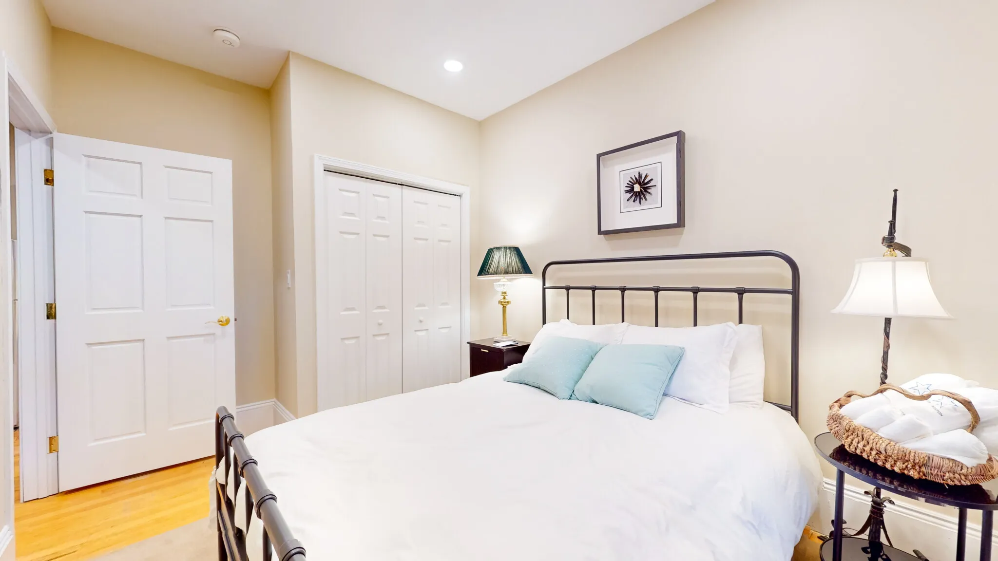 2 bed, 1 bath apartment for rent at 290 Beacon St Unit 3, Back Bay — photo 12 of 18