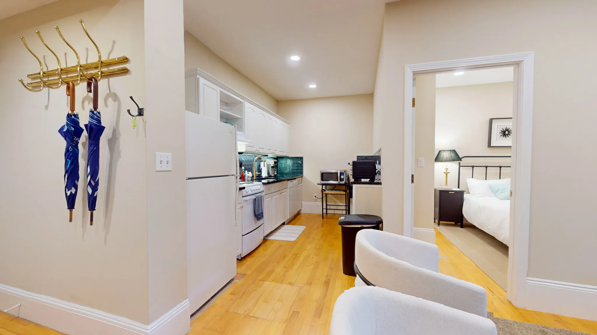 2 bed, 1 bath apartment for rent at 290 Beacon St Unit 3, Back Bay — photo 11 of 18