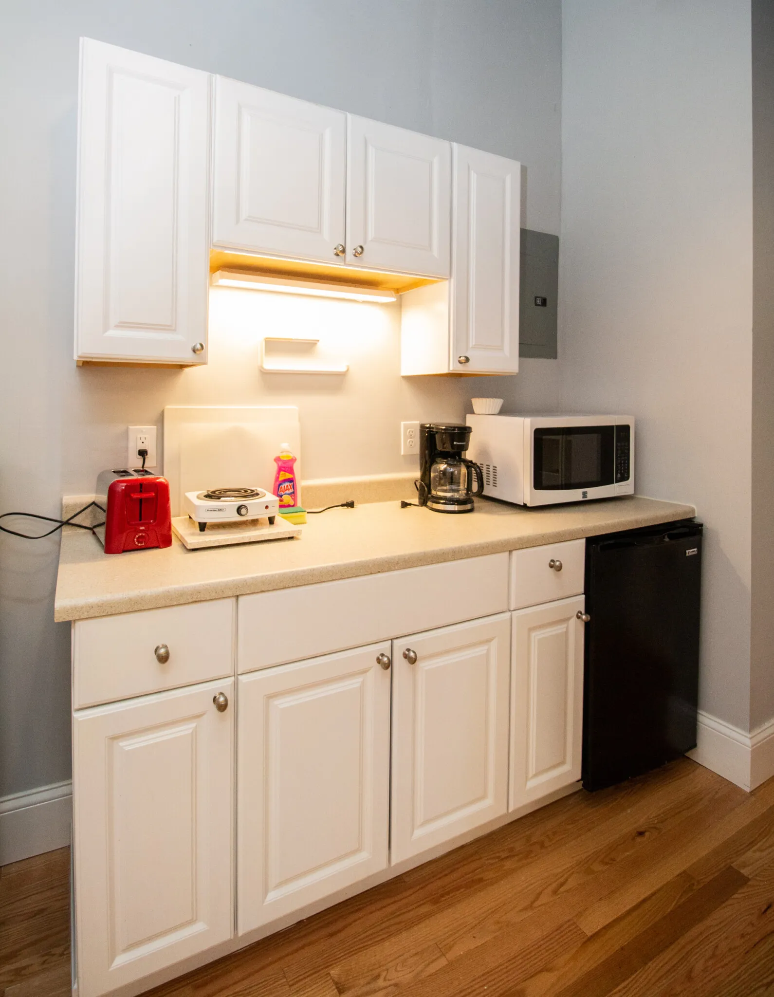 Studio bed, 1 bath apartment for rent at 290 Beacon St Unit 3B, Back Bay — photo 5 of 13
