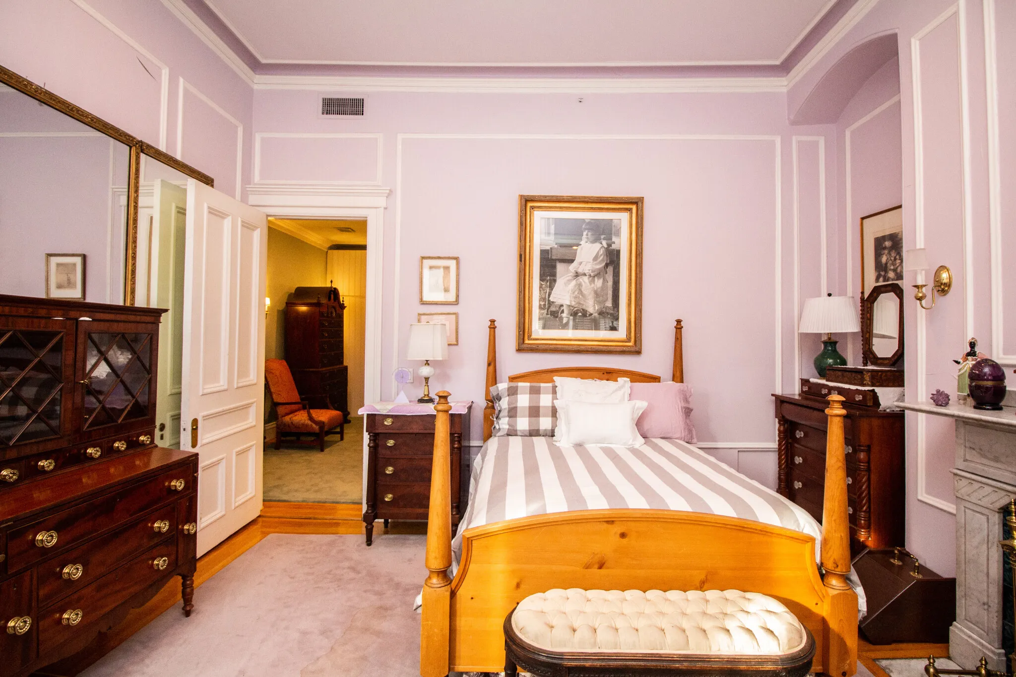 Studio bed, 1 bath apartment for rent at 290 Beacon St Unit 3B, Back Bay — photo 10 of 13