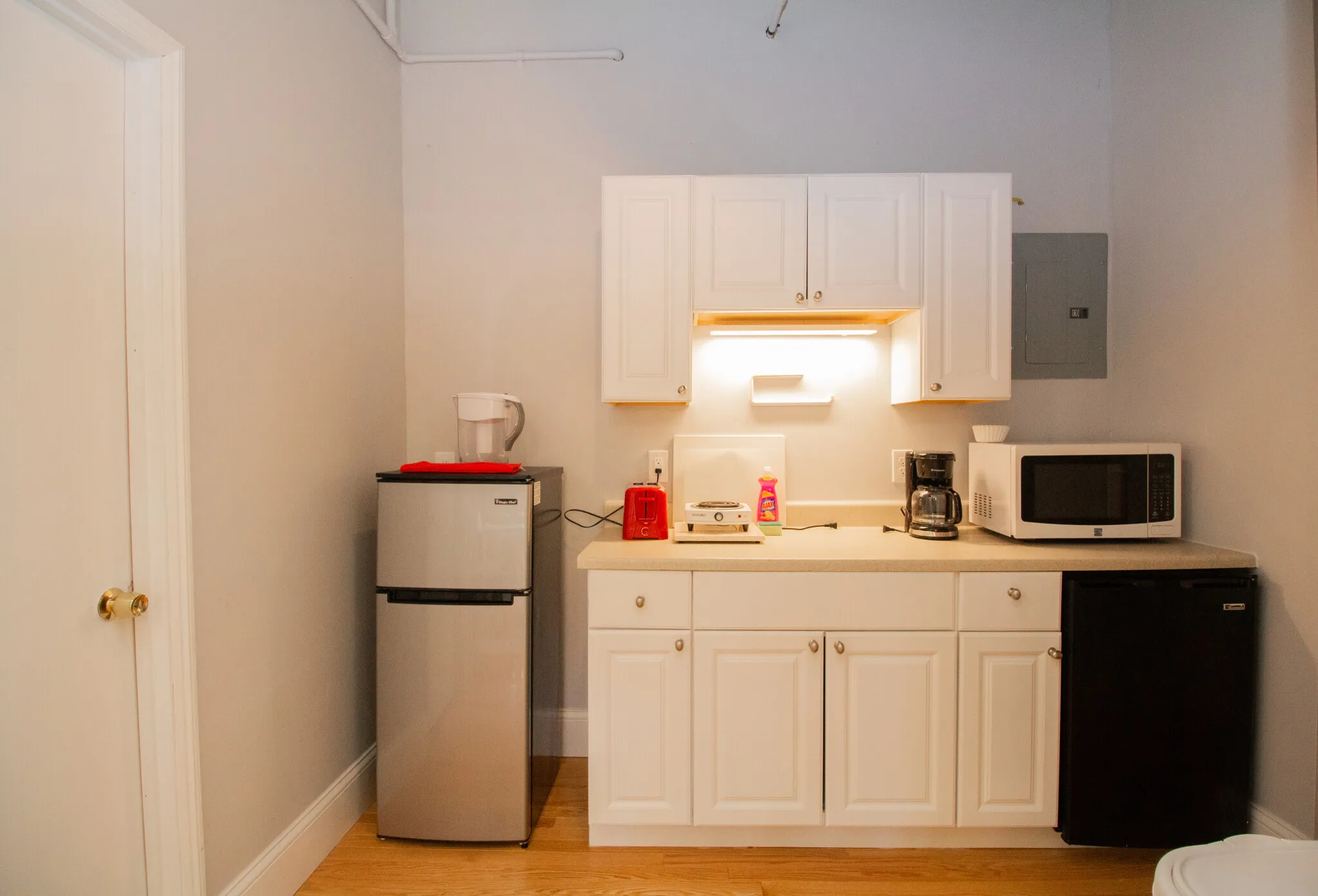 Studio bed, 1 bath apartment for rent at 290 Beacon St Unit 3B, Back Bay — photo 2 of 13