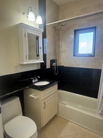 2 bed, 1 bath apartment for rent at 290 Broadway Unit 1, Winter Hill — photo 8 of 14