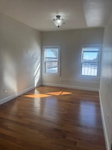 2 bed, 1 bath apartment for rent at 290 Broadway Unit 1, Winter Hill — photo 4 of 14