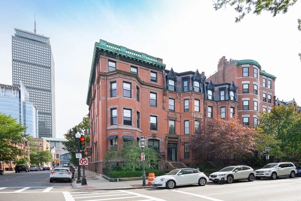 Studio bed, 1 bath apartment for rent at 290 Commonwealth Ave Unit 20, Back Bay — photo 1 of 18